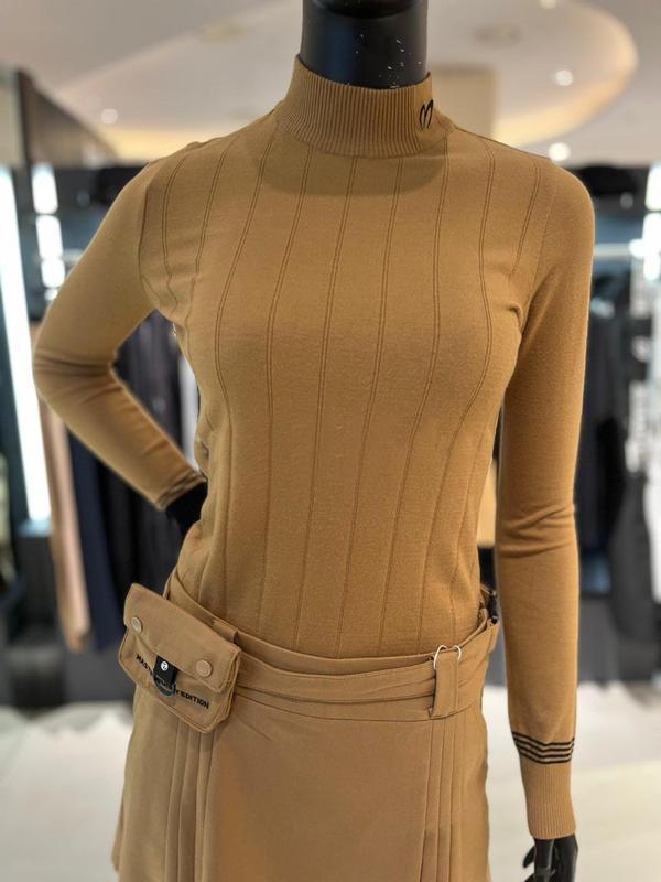 MASTER BUNNY EDITION Women's Turtle Neck Slim Knit Sweater Top shirt