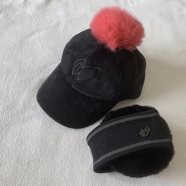 MASTER BUNNY EDITION Ladies Original Korean Golf Hat & Earmuff band Set